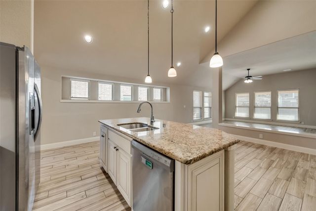 550 Lily Street, Crowley, TX 76036