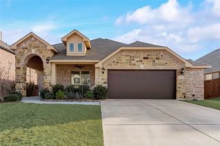 550 Lily Street, Crowley, TX 76036