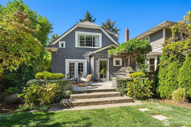 822 31st Avenue, Seattle, WA 98122