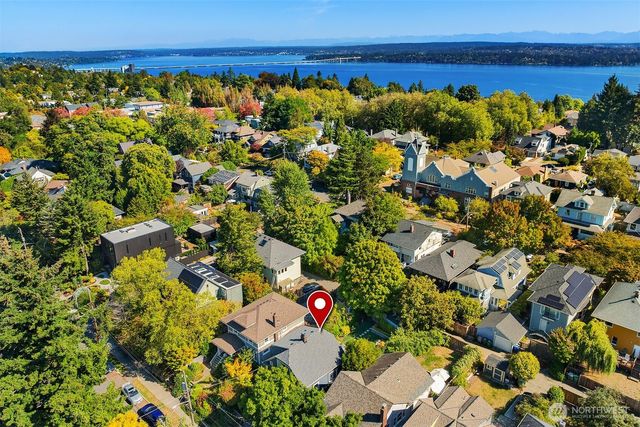 822 31st Avenue, Seattle, WA 98122