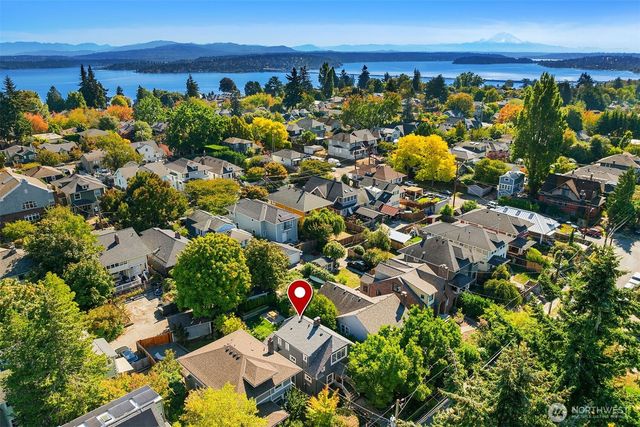 822 31st Avenue, Seattle, WA 98122
