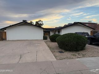 7130 N 54TH Avenue A, Glendale, AZ 85301
