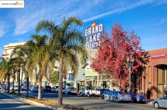 565 Bellevue Ave. 1502, Oakland, CA 94610