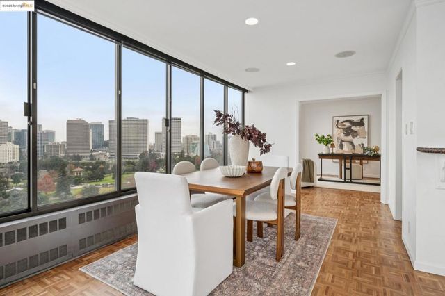 565 Bellevue Ave. 1502, Oakland, CA 94610