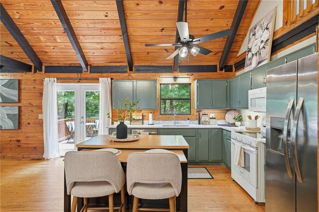 28 Morningside Court, Ellijay, GA 30540