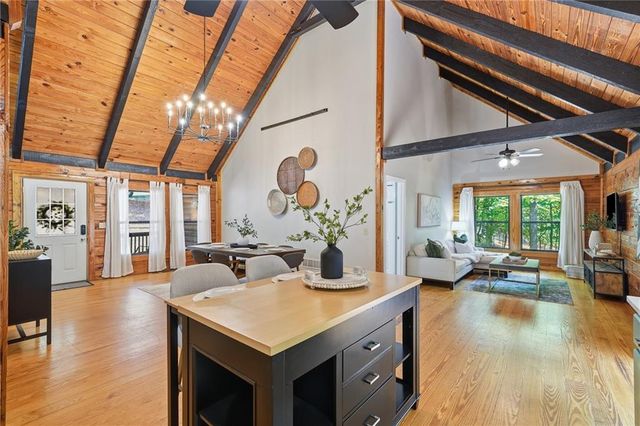 28 Morningside Court, Ellijay, GA 30540