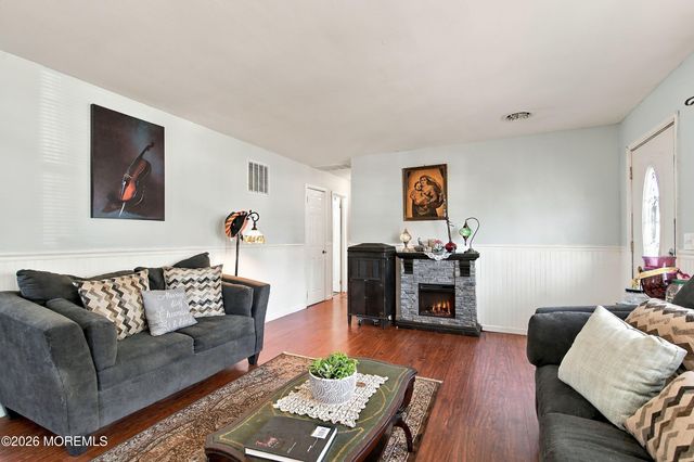 303 Lawrence Drive, Lanoka Harbor, NJ 08734