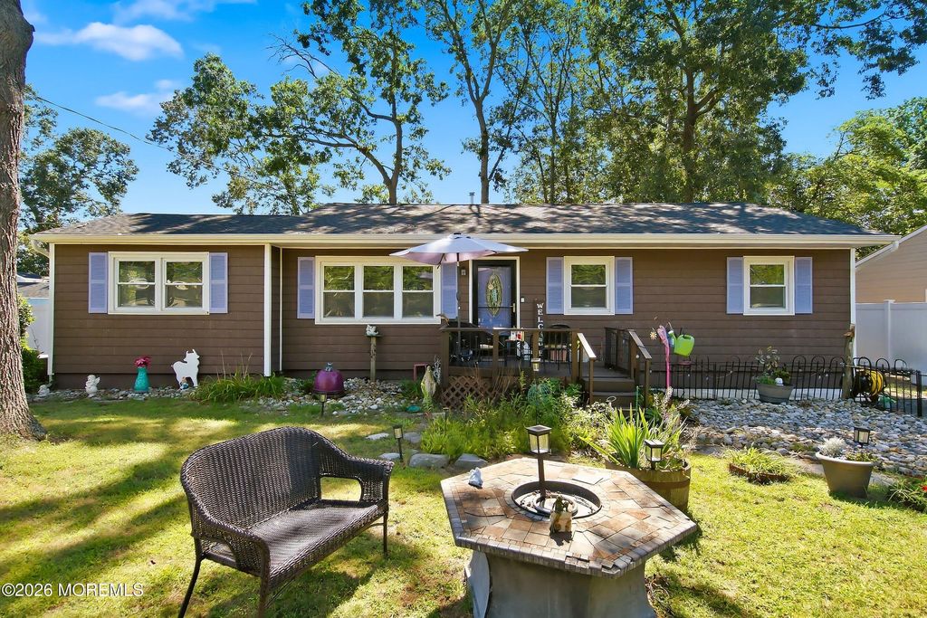 303 Lawrence Drive, Lanoka Harbor, NJ 08734