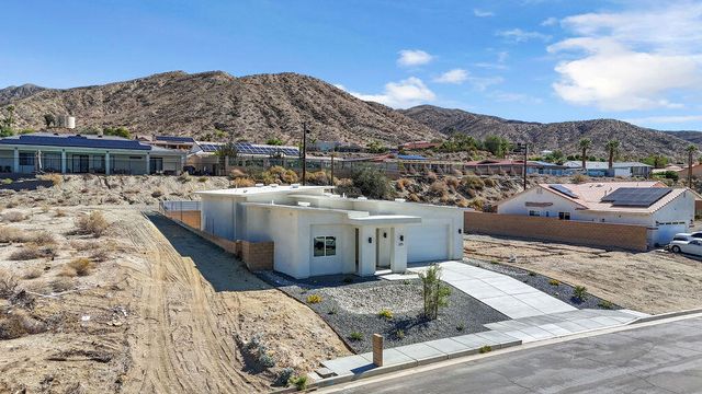 66778 Casa Grande Drive, Desert Hot Springs, CA 92240