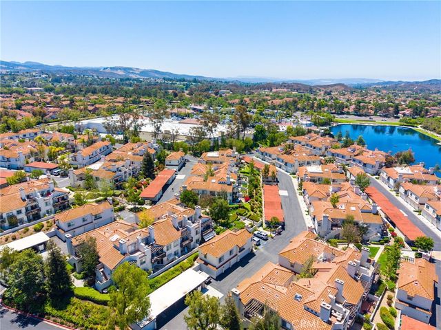 14 Brisa Ribera, Rancho Santa Margarita, CA 92688