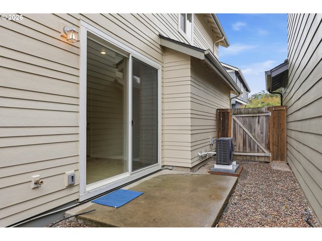 1680 RILEY Ln, Eugene, OR 97402