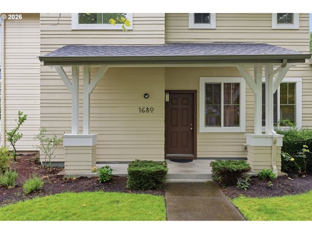 1680 RILEY Ln, Eugene, OR 97402