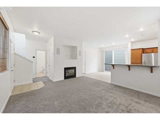 1680 RILEY Ln, Eugene, OR 97402