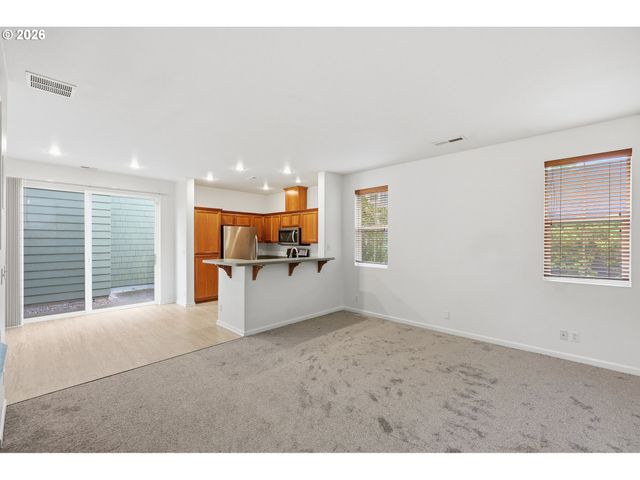 1680 RILEY Ln, Eugene, OR 97402