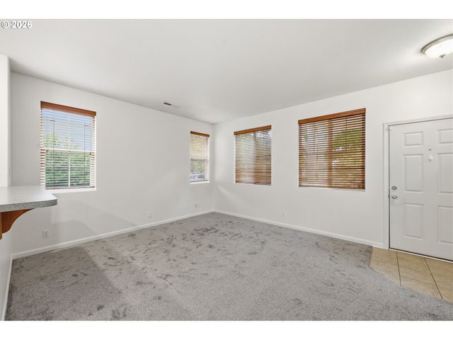 1680 RILEY Ln, Eugene, OR 97402