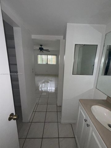 5800 NW 64th Ave 306, Tamarac, FL 33319