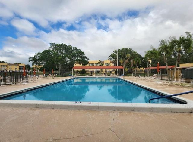 5800 NW 64th Ave 306, Tamarac, FL 33319