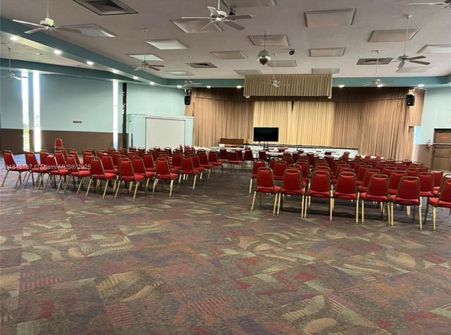 5800 NW 64th Ave 306, Tamarac, FL 33319
