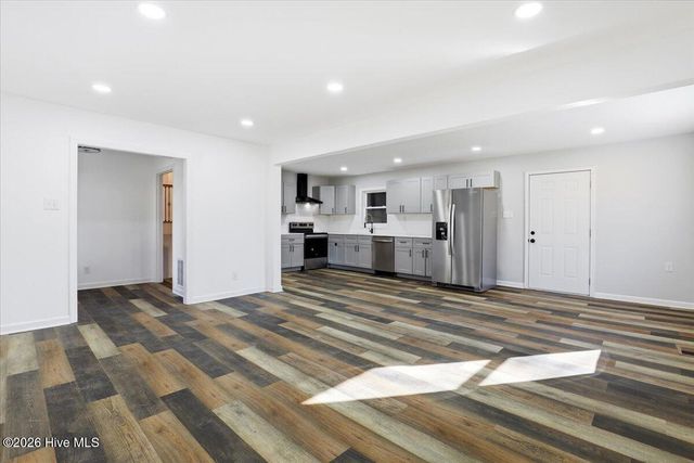 1112 S Andrews Avenue, Goldsboro, NC 27530