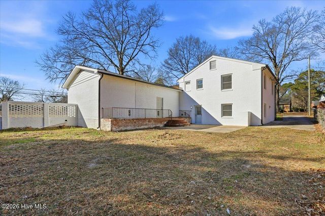 1112 S Andrews Avenue, Goldsboro, NC 27530