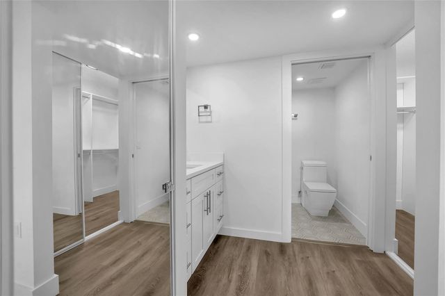 6037 Balboa Circle 401, Boca Raton, FL 33433