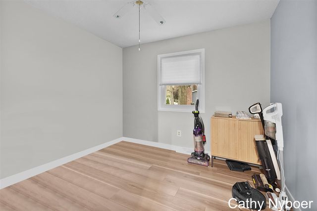 4842 Bayview Avenue, Wyoming, MI 49519