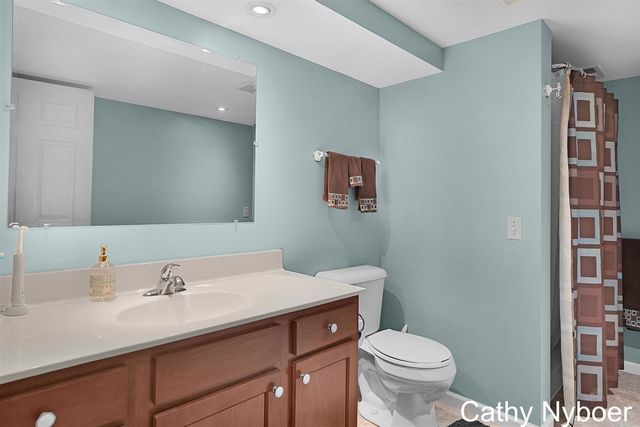 4842 Bayview Avenue, Wyoming, MI 49519