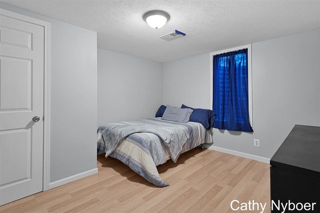 4842 Bayview Avenue, Wyoming, MI 49519