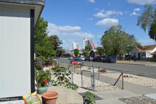 1830 C Street, Sparks, NV 89431