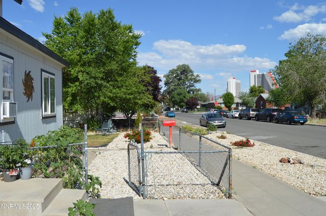 1830 C Street, Sparks, NV 89431