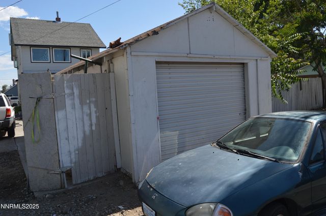 1830 C Street, Sparks, NV 89431