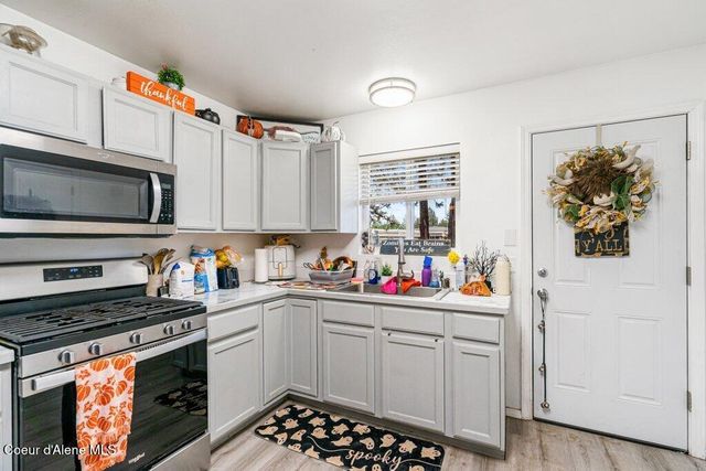 6161 E Menser Ave, Athol, ID 83801