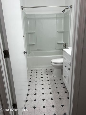 6161 E Menser Ave, Athol, ID 83801