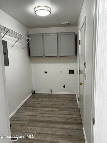 6161 E Menser Ave, Athol, ID 83801