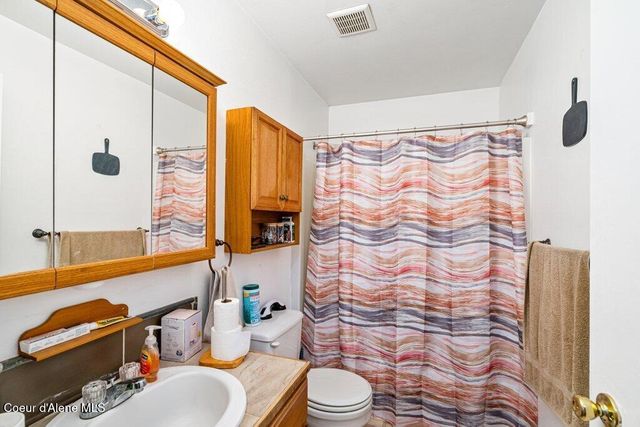 6161 E Menser Ave, Athol, ID 83801