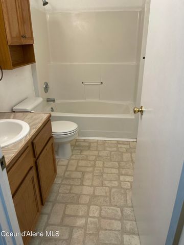 6161 E Menser Ave, Athol, ID 83801