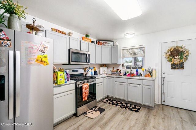 6161 E Menser Ave, Athol, ID 83801