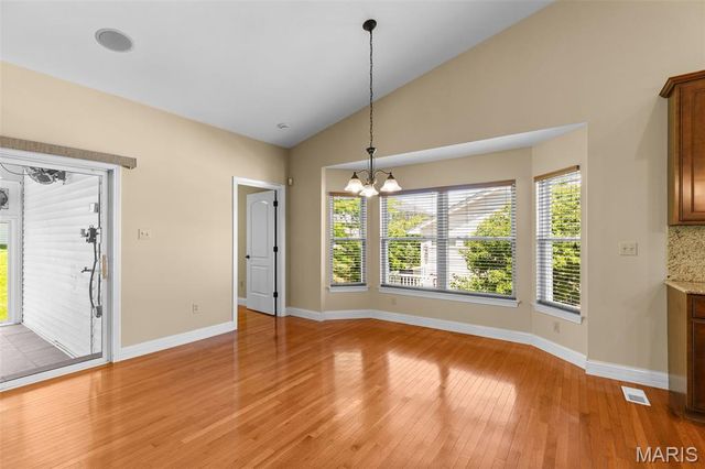 105 Lindbergh Place Way, Unincorporated, MO 63146