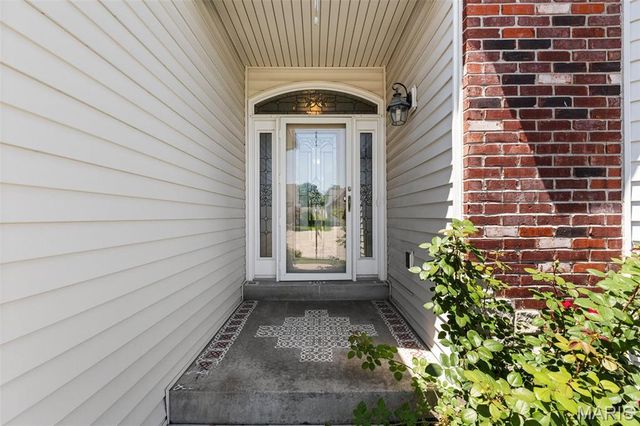 105 Lindbergh Place Way, Unincorporated, MO 63146