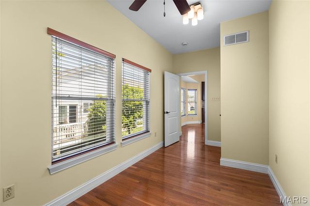 105 Lindbergh Place Way, Unincorporated, MO 63146
