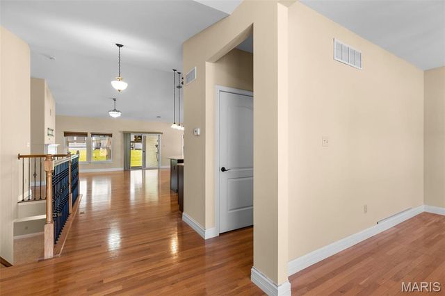 105 Lindbergh Place Way, Unincorporated, MO 63146