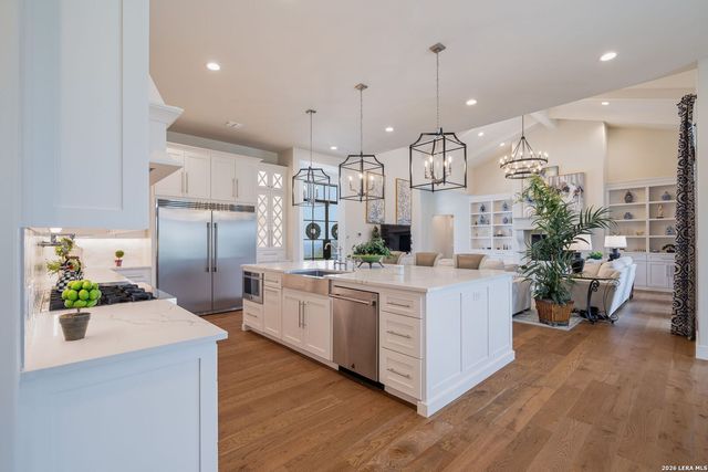 5817 CAMP CREEK DR, New Braunfels, TX 78132