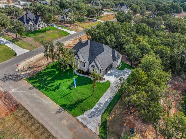 2024 Forest Bridge Drive, Azle, TX 76020