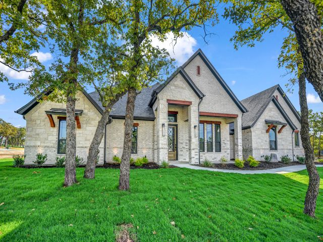 2024 Forest Bridge Drive, Azle, TX 76020