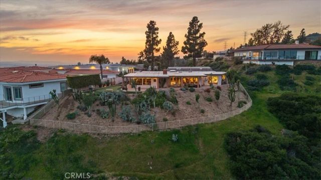 703 Via San Simon, Claremont, CA 91711