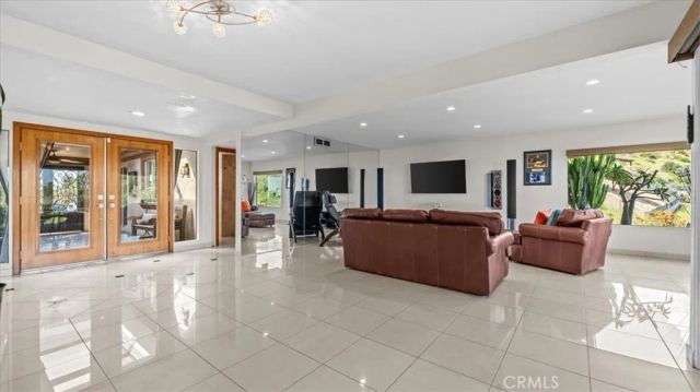 703 Via San Simon, Claremont, CA 91711