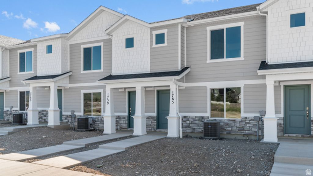 1692 N COPPER CANYON DR #1303, Tooele, UT 84074 — exterior