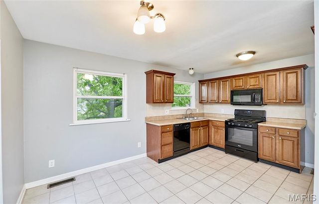 11879 Galba Drive, Florissant, MO 63033