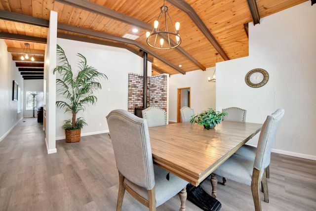 4381 Park Woods Dr, Pollock Pines, CA 95726