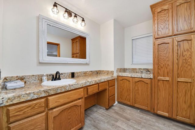 4381 Park Woods Dr, Pollock Pines, CA 95726